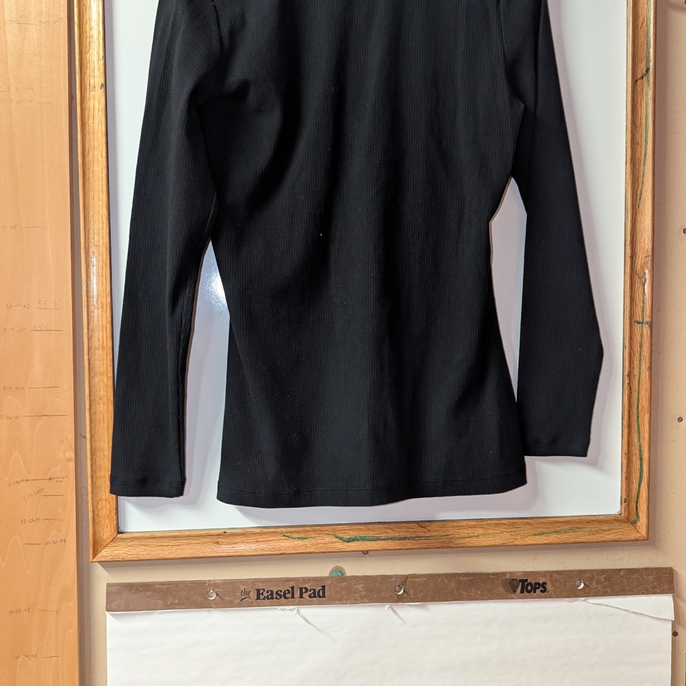 Set Of Two Long-Sleeve Ribbed Button-Front Tops - Picture 8 of 11
